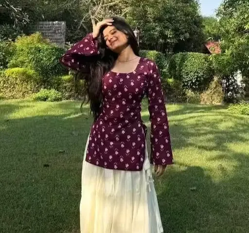 Stylish & Comfortable Fashionable Kurta for Women (S)