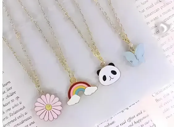 [390601172] Charm Daisy Floral Pendant White Necklace Chain – Silver Alloy (4 Set)_SKU-390601172